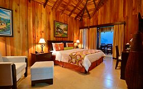 Hotel Lomas Del Volcan